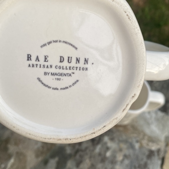2 Rae Dunn Artesian collection mugs - Picture 5 of 8